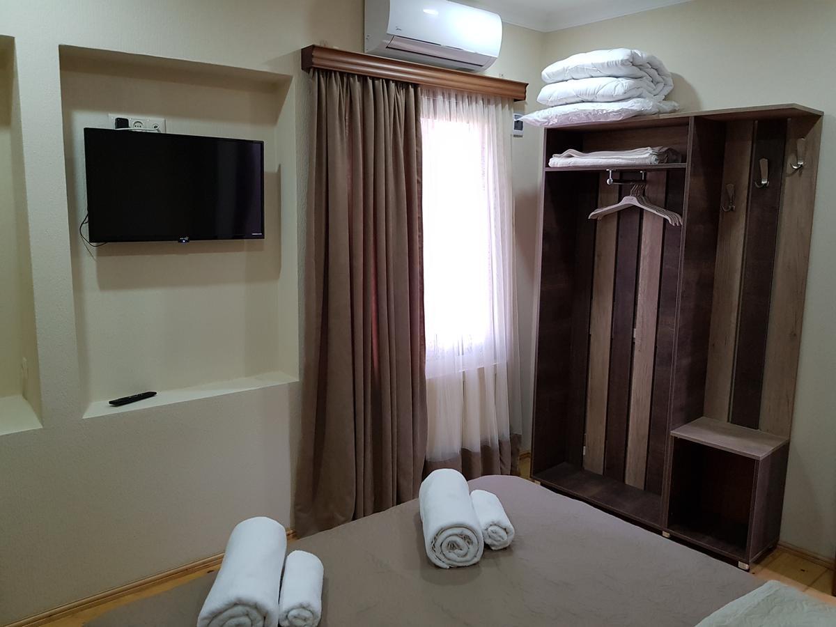 Hotel Villa Кутаїсі Екстер'єр фото
